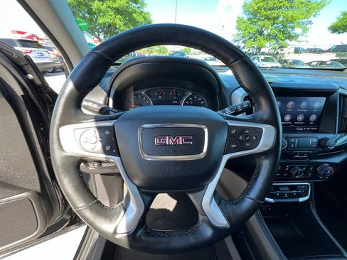 Used 2024 GMC Terrain SLT AWD/4WD image 41