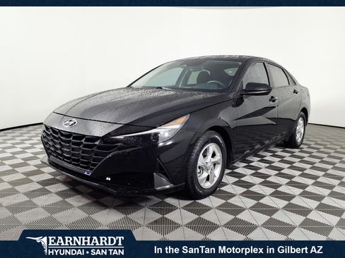 Certified 2023 Hyundai Elantra SE FWD image 1