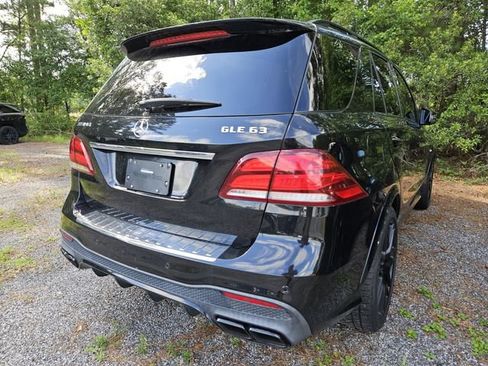 Used 2016 Mercedes-Benz GLE 63 AMG 4MATIC image 7