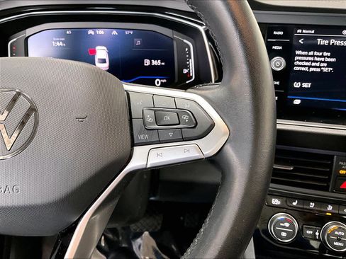 Used 2024 Volkswagen Jetta SEL image 22