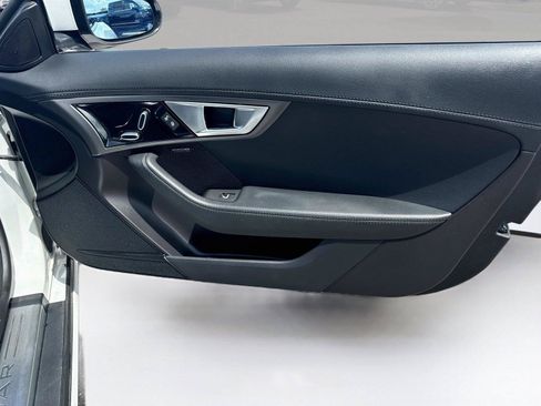 Used 2017 Jaguar F-TYPE Convertible RWD image 12