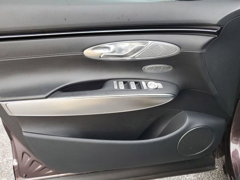 Used 2023 Genesis GV70 2.5T w/ Select Package image 20