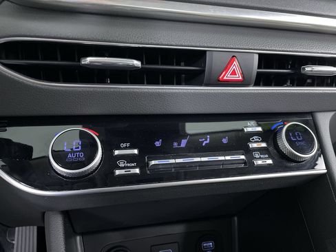 Used 2023 Hyundai Sonata SEL FWD image 18
