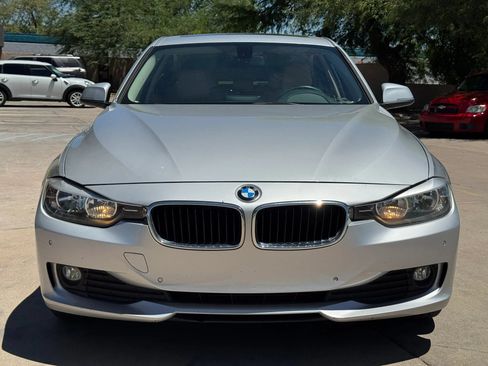 Used 2014 BMW 320i xDrive Sedan AWD/4WD image 3