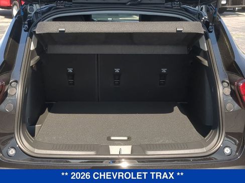 New 2026 Chevrolet Trax LT w/ Driver Confidence Package FWD image 5