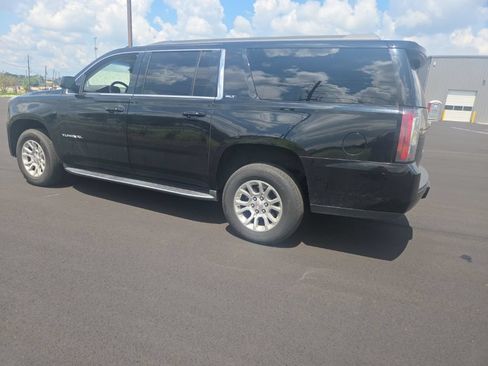 Used 2019 GMC Yukon XL SLT RWD image 10