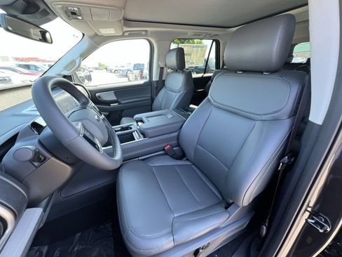 New 2026 Ford Expedition Active AWD/4WD image 21