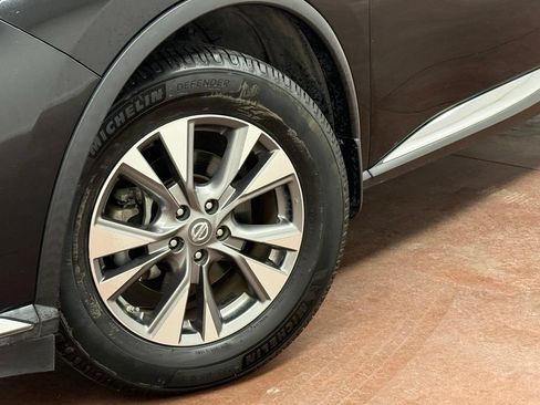 Used 2017 Nissan Murano S w/ Navigation Package FWD image 18