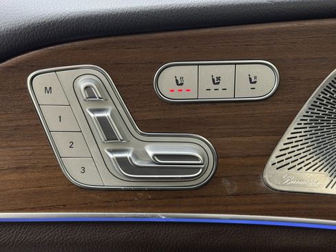 Used 2022 Mercedes-Benz GLS 450 4MATIC image 18