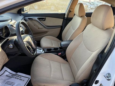 Used 2013 Hyundai Elantra GLS w/ Preferred Pkg image 14