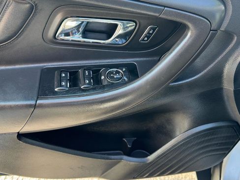 Used 2016 Ford Taurus Police Interceptor AWD image 11