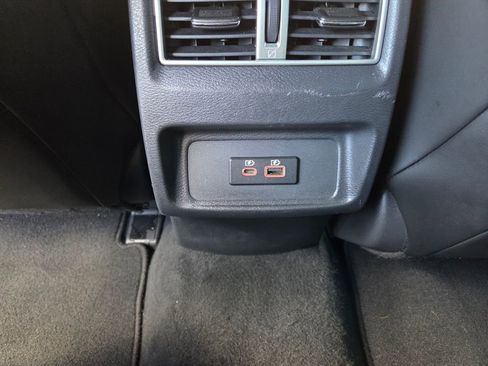 Used 2022 Nissan Maxima SR w/ Sport Mat Group FWD image 14