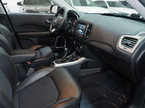 Used 2019 Jeep Compass Latitude w/ Popular Equipment Group image 27