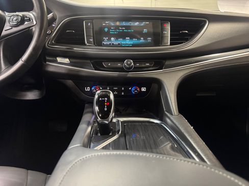 Used 2018 Buick Enclave Essence w/ Trailering Package FWD image 20