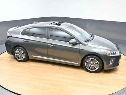 Used 2022 Hyundai Ioniq Limited FWD image 47