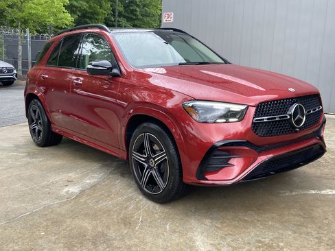 Certified 2025 Mercedes-Benz GLE 350 4MATIC image 4
