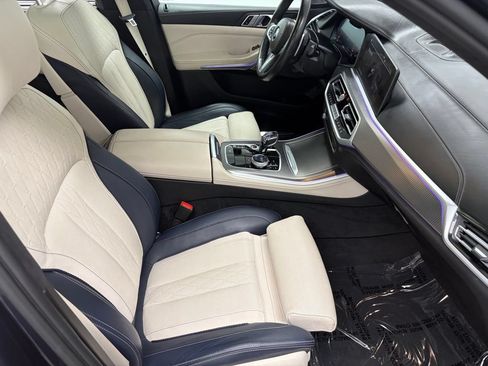 Used 2022 BMW X5 M50i w/ Executive Package AWD/4WD image 45
