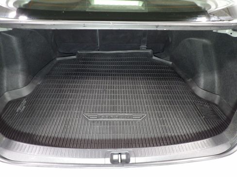 Used 2024 Toyota Corolla SE w/ SE Package image 7