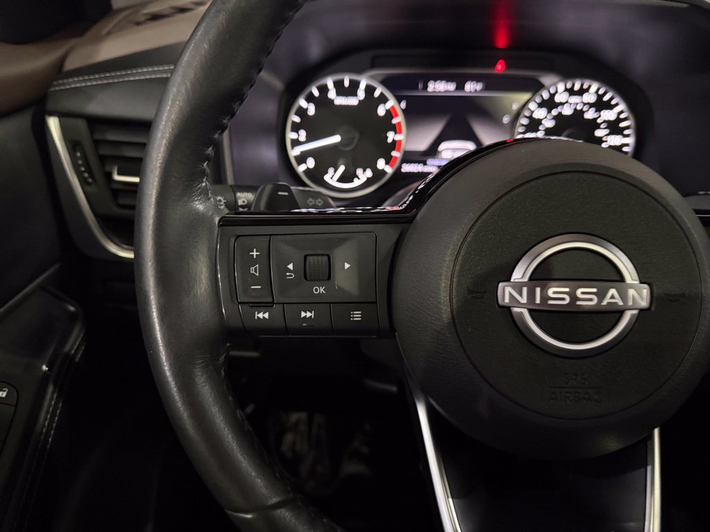 Certified 2023 Nissan Rogue SV w/ SV Premium B Package FWD image 13