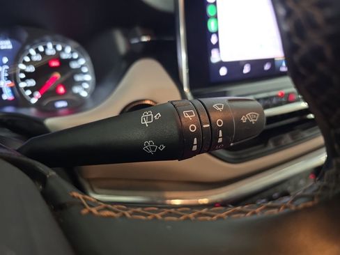 Used 2022 Jeep Compass Limited image 14