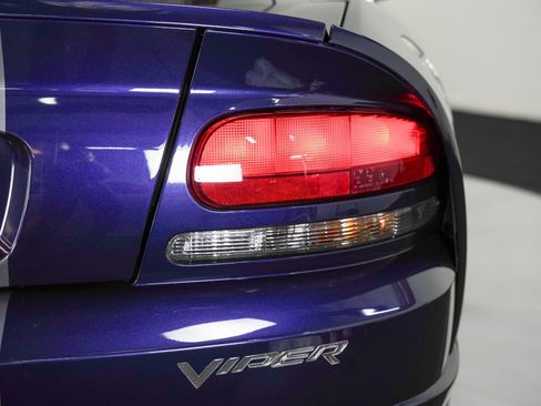 Used 2008 Dodge Viper SRT-10 image 24