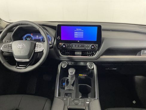 New 2026 Toyota Grand Highlander Limited image 14