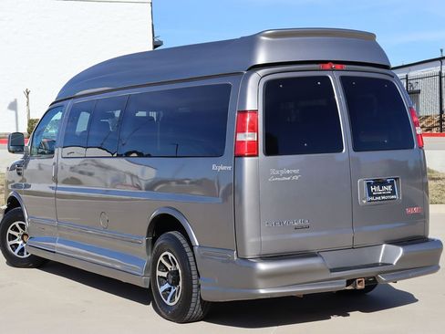 Used 2012 GMC Savana 2500 Extended image 9