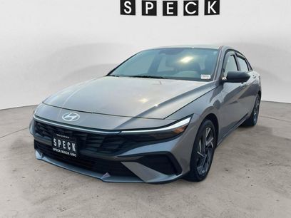 Used 2025 Hyundai Elantra SEL