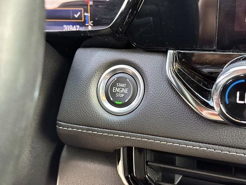 Used 2023 Chevrolet Colorado LT w/ LT Convenience Package II image 29