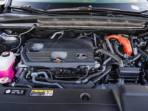 Used 2025 Lexus RX 350h image 31