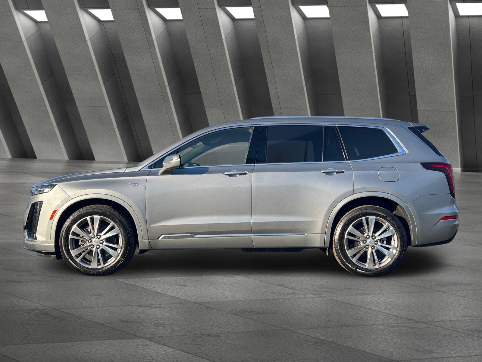 Certified 2025 Cadillac XT6 Premium Luxury FWD image 7