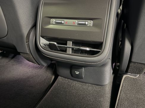 New 2026 Lincoln Nautilus Reserve w/ Jet Appearance Package AWD/4WD image 23