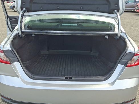 Certified 2025 Toyota Camry LE image 28
