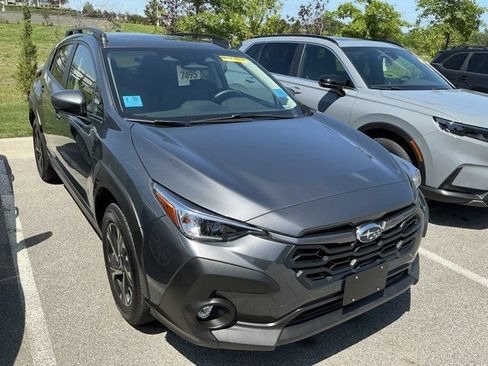 Used 2024 Subaru Crosstrek 2.0i Premium AWD/4WD image 3