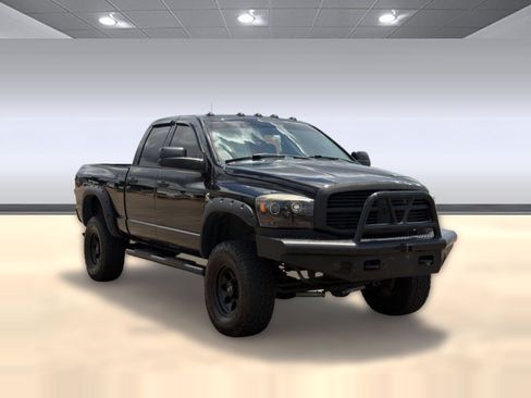 Used 2008 Dodge Ram 2500 Truck SLT AWD/4WD image 7