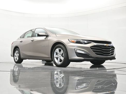 Certified 2024 Chevrolet Malibu LT FWD image 38
