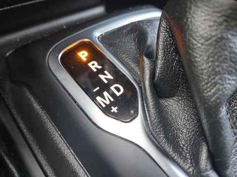 Used 2022 Jeep Wrangler Unlimited Sport image 22