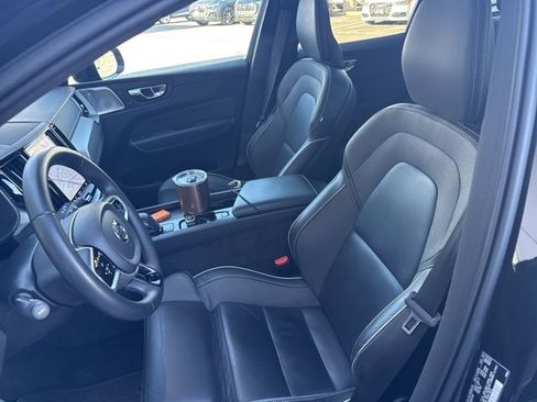 Used 2022 Volvo XC60 T8 R-Design w/ Advanced Package image 6