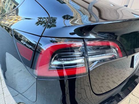 Used 2023 Tesla Model 3 Standard Range image 41