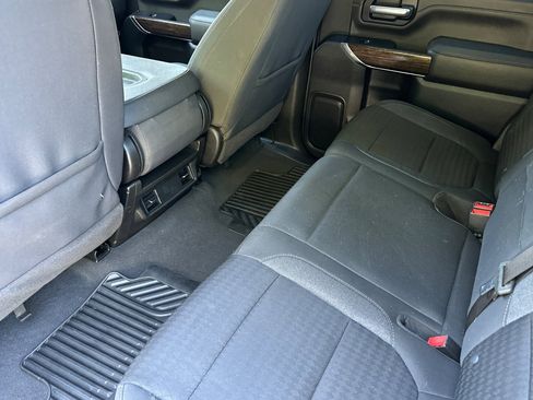 Used 2023 GMC Sierra 2500 SLE image 13