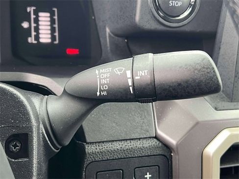 Certified 2025 Toyota Tacoma SR5 w/ SR5 Upgrade Package image 27