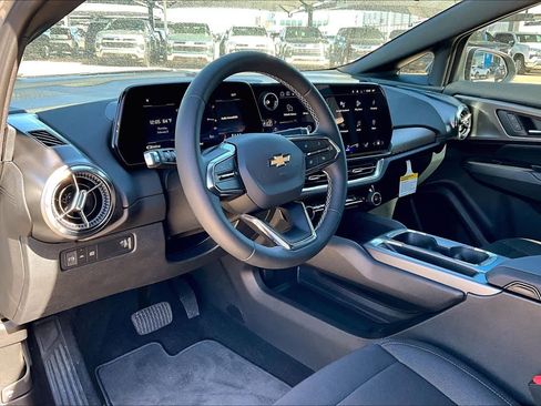 New 2026 Chevrolet Equinox EV LT w/ Comfort Package image 9
