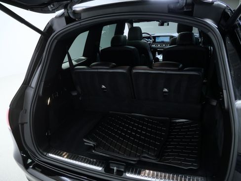 Used 2022 Mercedes-Benz GLS 580 4MATIC image 7