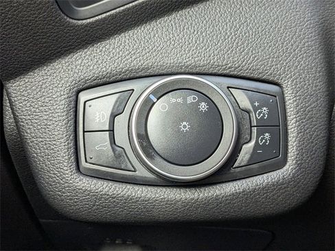 Used 2019 Ford Escape SEL image 26