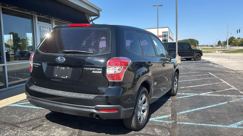 Used 2015 Subaru Forester 2.5i AWD/4WD image 4