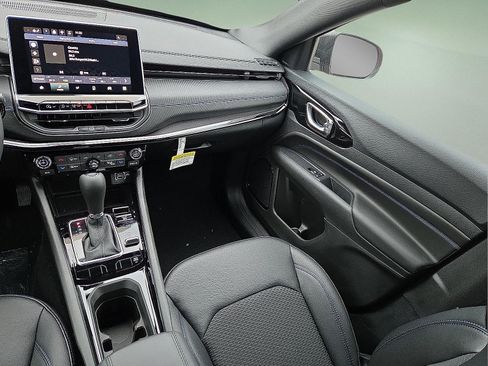 New 2026 Jeep Compass Latitude w/ Quick Order Package 29K image 12