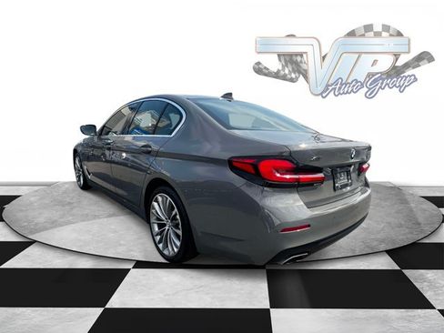 Used 2021 BMW 530i xDrive w/ Convenience Package AWD/4WD image 4