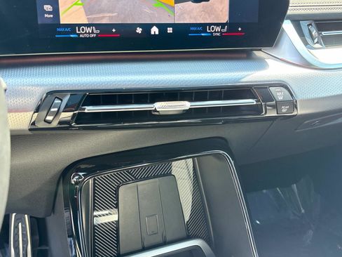 Used 2025 BMW X1 M35i image 21