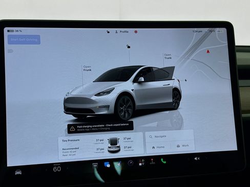 Used 2025 Tesla Model Y Long Range AWD/4WD image 15