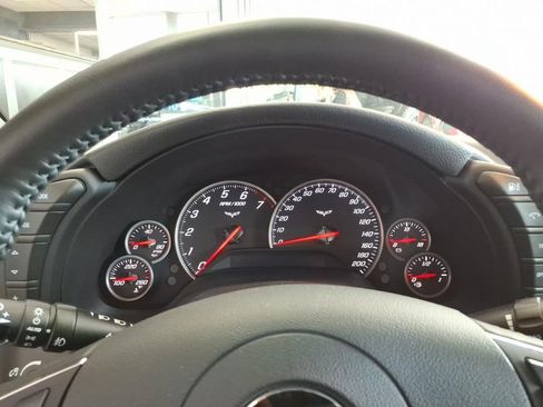 Used 2012 Chevrolet Corvette Grand Sport w/ 2LT Preferred Equipment Group RWD image 11